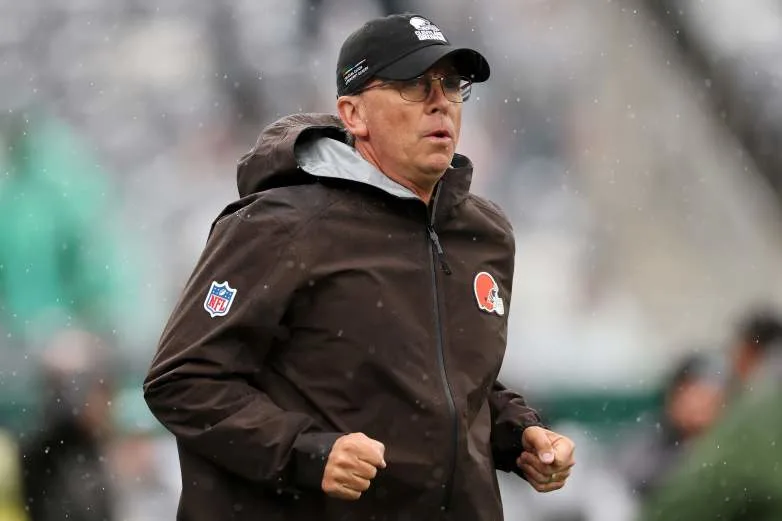 EAST RUTHERFORD, NEW JERSEY - OCTOBER 11: Head coach Todd Monken of the Cleveland Browns runs onto the field prior to the game against the New York Jets at MetLife Stadium on October 11, 2026 in East Rutherford, New Jersey. (Photo by Elsa/Getty Images)